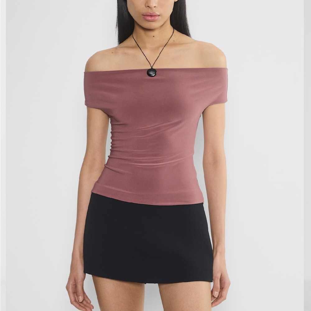 Aritzia Smooth Matter Seymour Top - Opera Rose